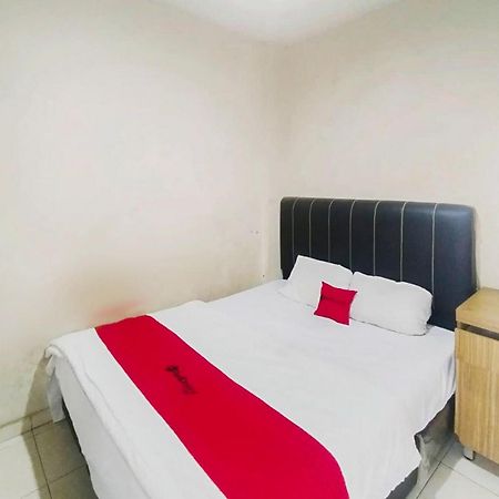 Reddoorz At Jalan Diponegoro Bandar Lampung Hotel Exterior foto