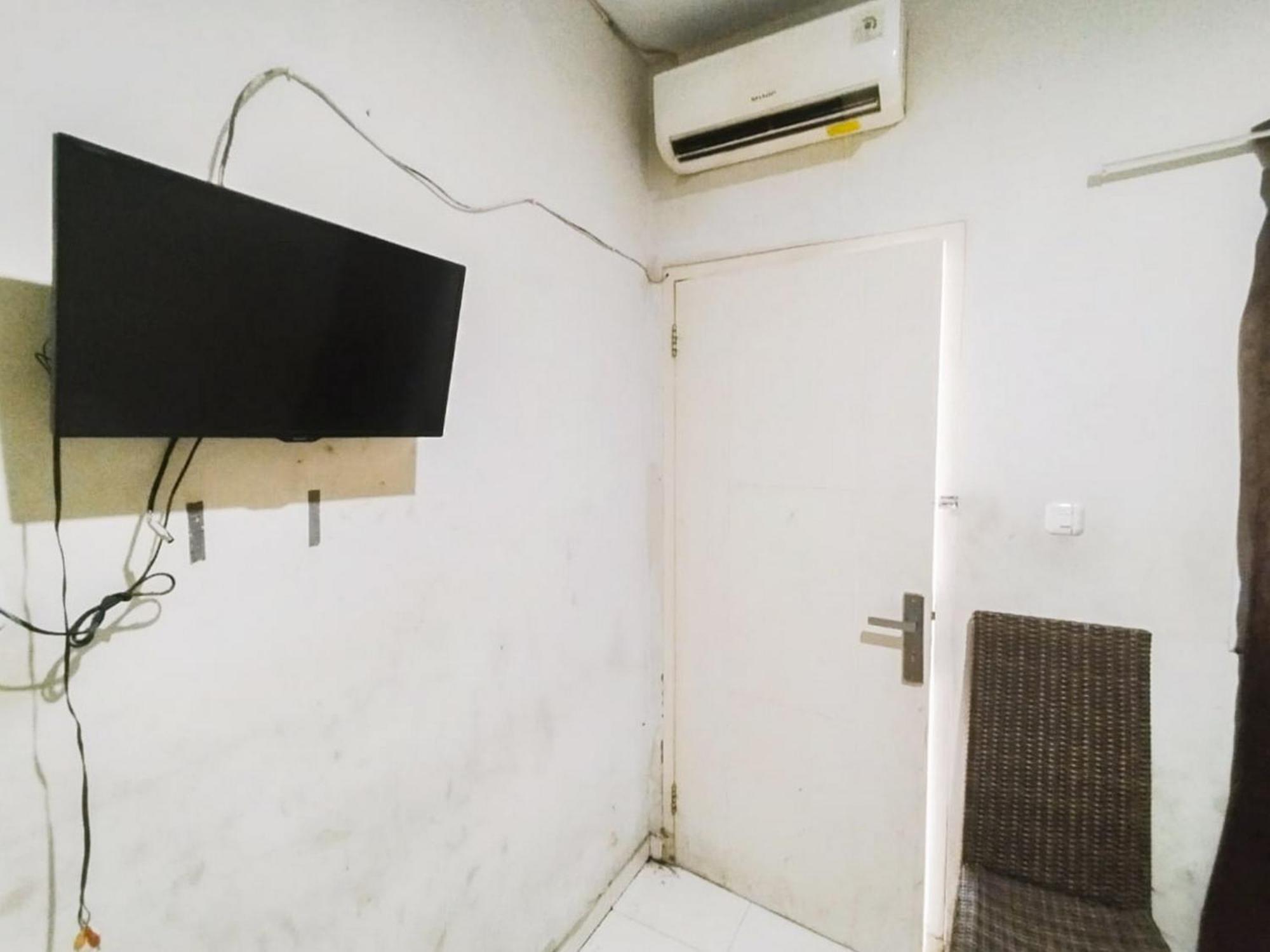 Reddoorz At Jalan Diponegoro Bandar Lampung Hotel Exterior foto